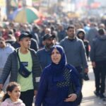 Palestinians displaced to overpopulated areas in southern Gaza live on the streets |  Israeli-Palestinian Battle Information