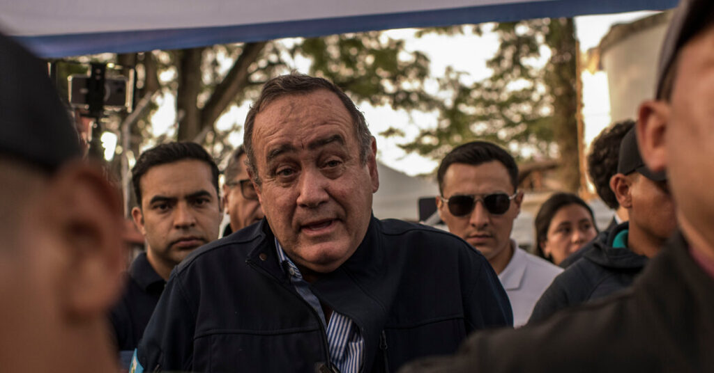 US strikes to Bar Alejandro Giammattei, ex-Guatemalan chief