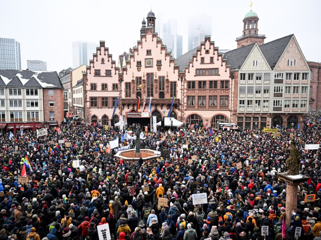 Tens of hundreds protest in Germany towards the intense proper |  The far-right information