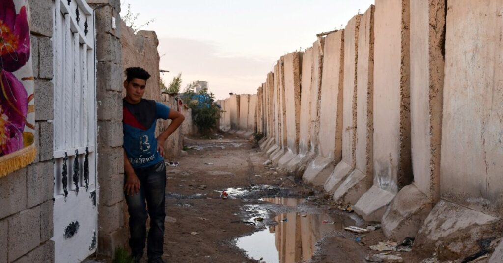 Years after the civil conflict, the safety wall holds again the Iraqi metropolis